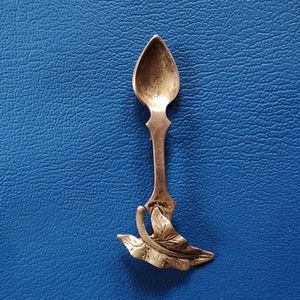 STERLING HAWAIIAN BROOCH